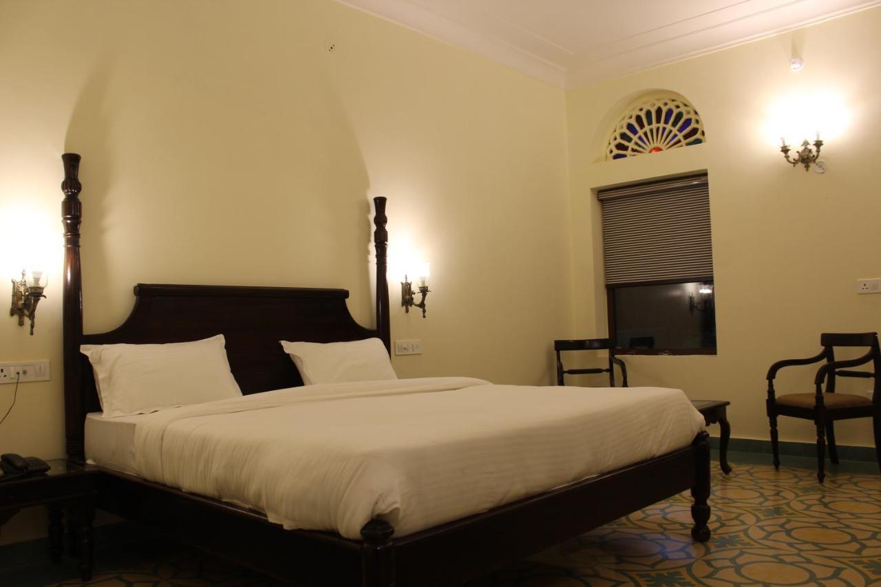 The Grand Barso Hotel Bharatpur Luaran gambar