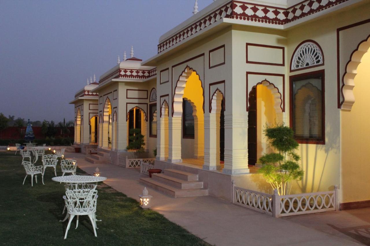 The Grand Barso Hotel Bharatpur Luaran gambar
