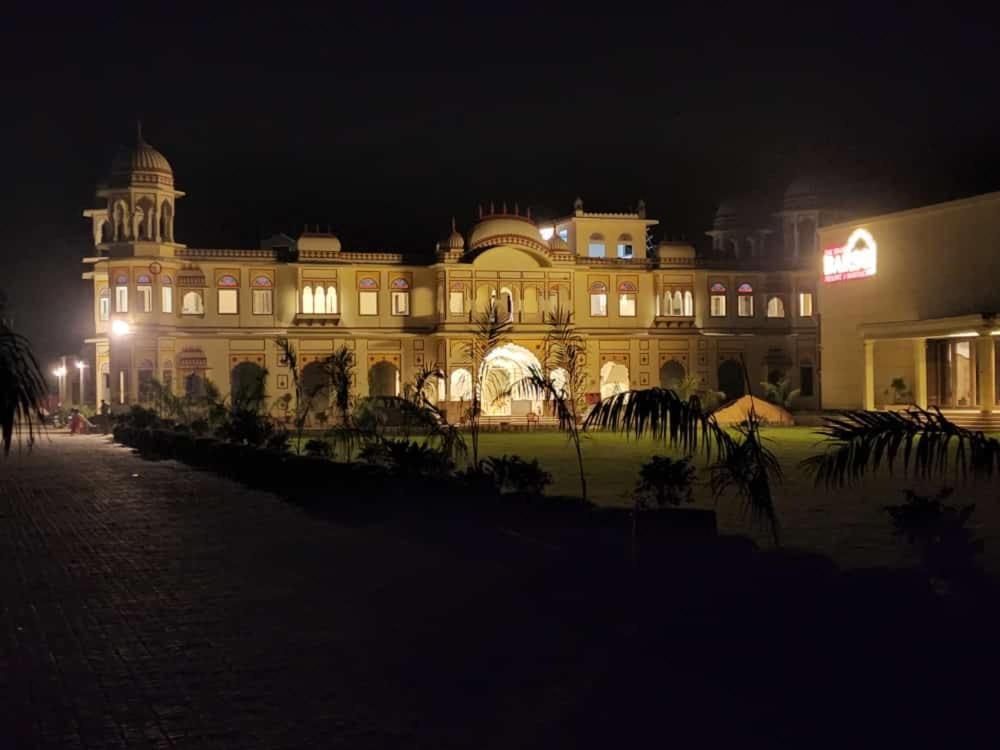 The Grand Barso Hotel Bharatpur Luaran gambar