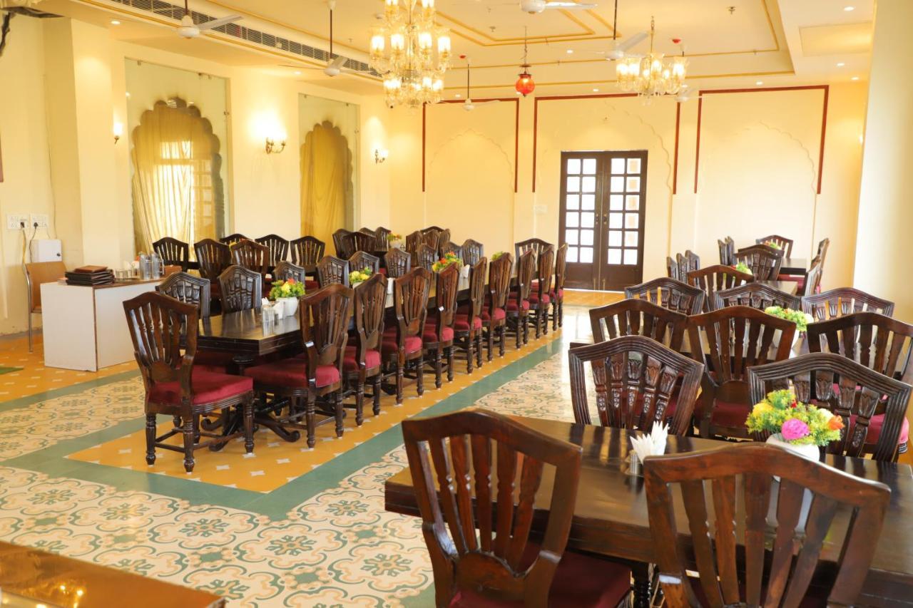 The Grand Barso Hotel Bharatpur Luaran gambar