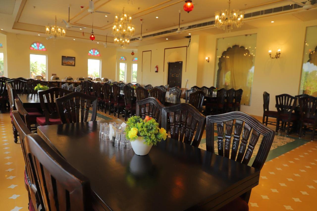 The Grand Barso Hotel Bharatpur Luaran gambar